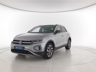 1 - Volkswagen T-Roc eschini auto
