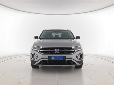 2 - Volkswagen T-Roc eschini auto