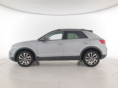 3 - Volkswagen T-Roc eschini auto