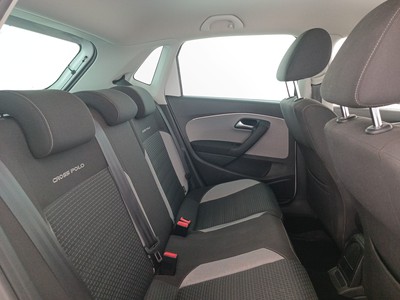 9 - Volkswagen Polo eschini auto