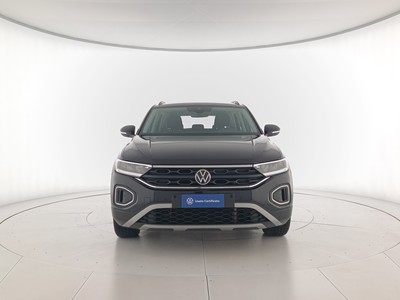 2 - Volkswagen T-Roc eschini auto