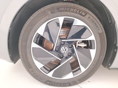 8 - Volkswagen ID.3 eschini auto