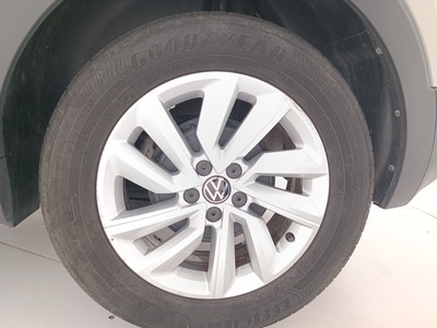 8 - Volkswagen T-Cross eschini auto