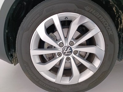 8 - Volkswagen T-Roc eschini auto
