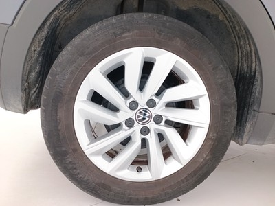 8 - Volkswagen T-Cross eschini auto