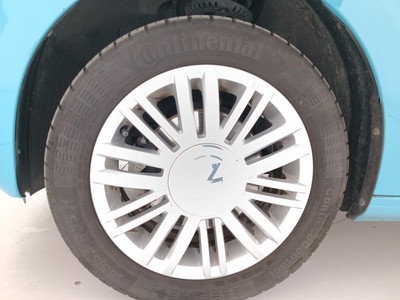 8 - Volkswagen up! eschini auto