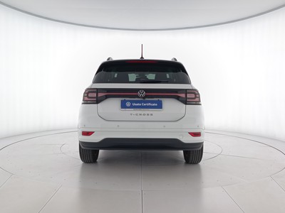 5 - Volkswagen T-Cross eschini auto