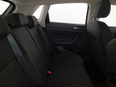 9 - Volkswagen Polo eschini auto