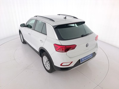6 - Volkswagen T-Roc eschini auto