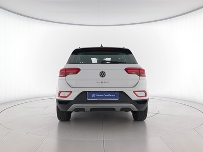 5 - Volkswagen T-Roc eschini auto