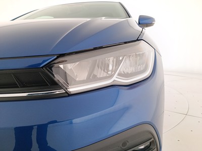 7 - Volkswagen Polo eschini auto
