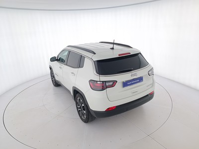 6 - Jeep Compass eschini auto