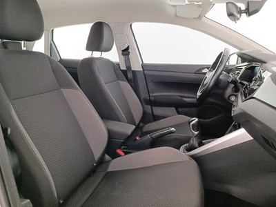 9 - Volkswagen Polo eschini auto