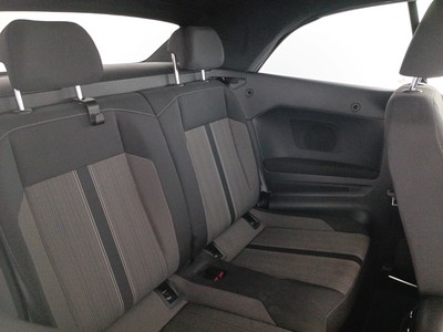 9 - Volkswagen T-Roc eschini auto