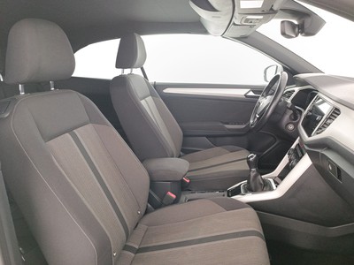 10 - Volkswagen T-Roc eschini auto