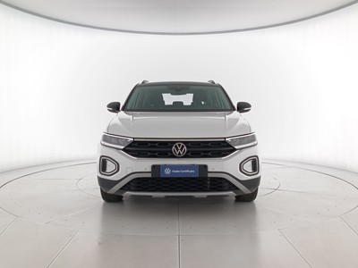 2 - Volkswagen T-Roc eschini auto