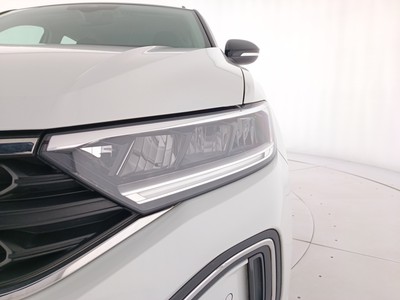 7 - Volkswagen T-Roc eschini auto