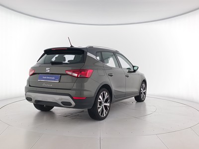4 - Seat Arona eschini auto