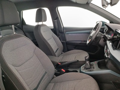 10 - Seat Arona eschini auto