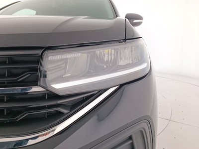 7 - Volkswagen T-Cross eschini auto