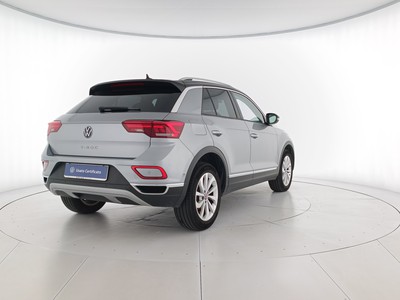 4 - Volkswagen T-Roc eschini auto