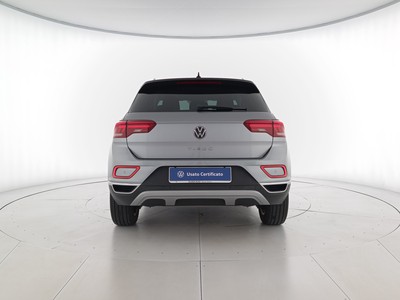 5 - Volkswagen T-Roc eschini auto