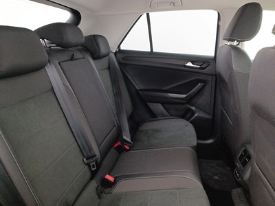 9 - Volkswagen T-Roc eschini auto