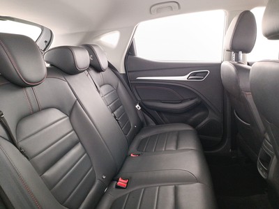 9 - Mg ZS eschini auto