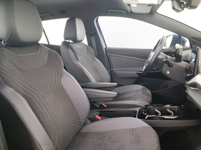 10 - Volkswagen ID.4 eschini auto