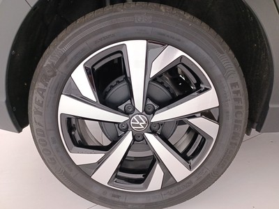 8 - Volkswagen Taigo eschini auto