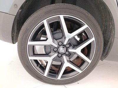 8 - Seat Arona eschini auto