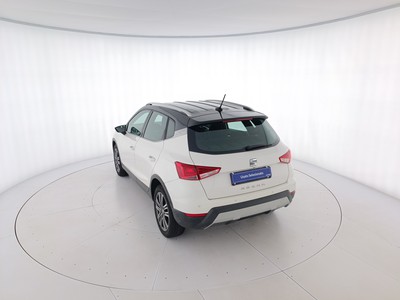 6 - Seat Arona eschini auto