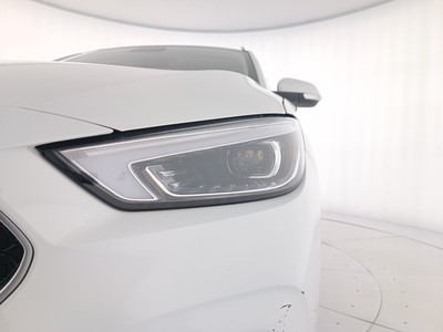 7 - Mg ZS eschini auto