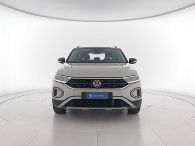2 - Volkswagen T-Roc eschini auto