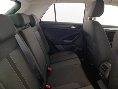 9 - Volkswagen T-Roc eschini auto
