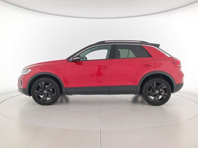 3 - Volkswagen T-Roc eschini auto