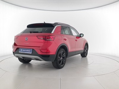 4 - Volkswagen T-Roc eschini auto