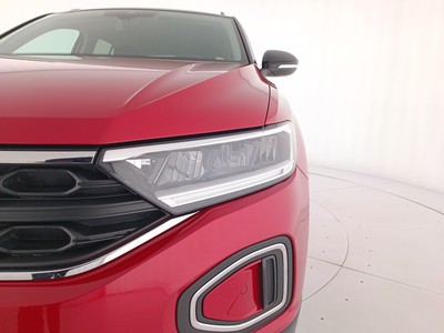 7 - Volkswagen T-Roc eschini auto