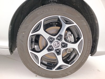 8 - Mg MG3 eschini auto