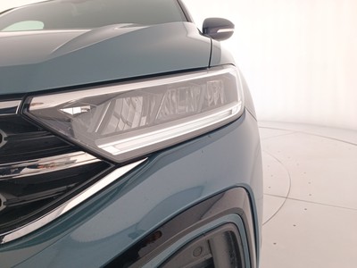 7 - Volkswagen T-Roc eschini auto