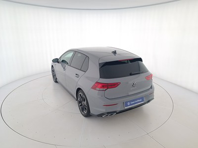 6 - Volkswagen Golf eschini auto