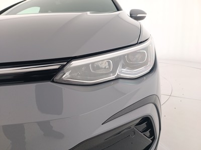 7 - Volkswagen Golf eschini auto