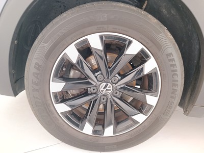 8 - Volkswagen T-Cross eschini auto