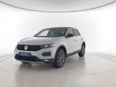 1 - Volkswagen T-Roc eschini auto