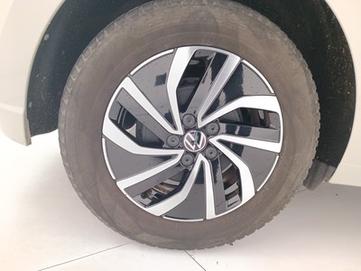 8 - Volkswagen Polo eschini auto