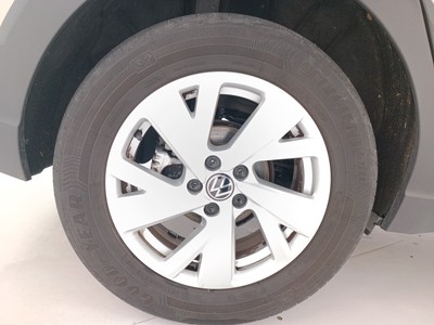 8 - Volkswagen Taigo eschini auto