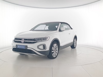 1 - Volkswagen T-Roc eschini auto