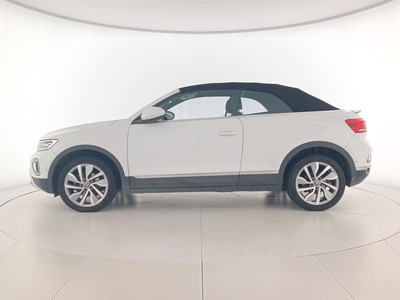 3 - Volkswagen T-Roc eschini auto