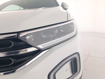 7 - Volkswagen T-Roc eschini auto