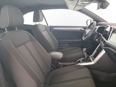 10 - Volkswagen T-Roc eschini auto